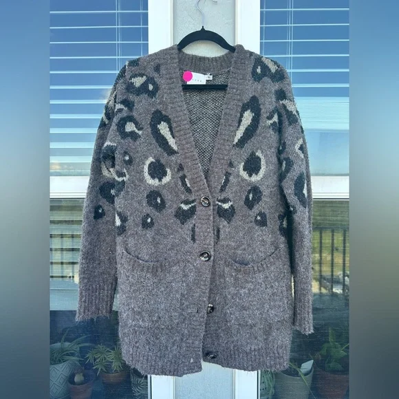 LUSH Women’s Leopard Cheetah Animal Print Cardigan Sweater - Picture 2 of 7